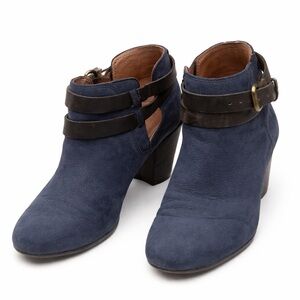 Corso‎ Como Navy Blue Suede Ankle Booties Block Heel Buckle Strap Size 7.5